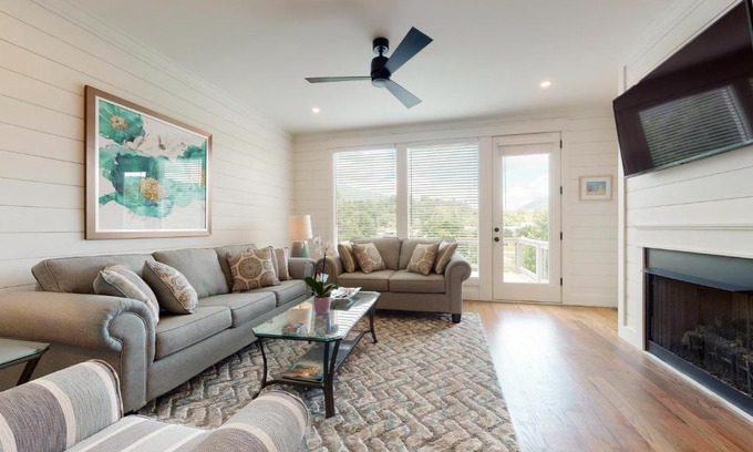 Clayton House | The Cottonwood