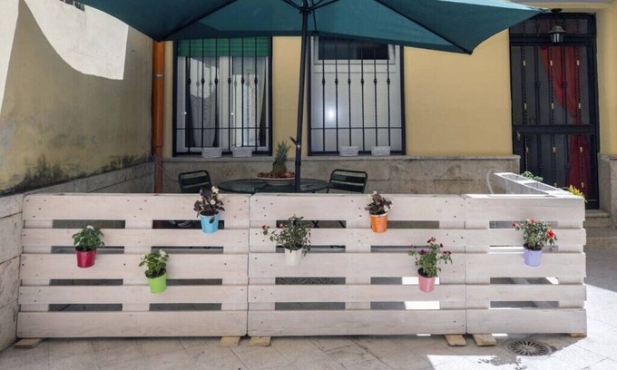 Cinecitta Apartment | The Courtyard of Via Tuscolana