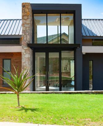 Dullstroom Villa | The Curve