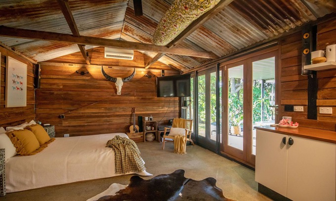 West Woombye House | The Dairy Cottage - rustic timber cottage with outdoor living, set on acreage
