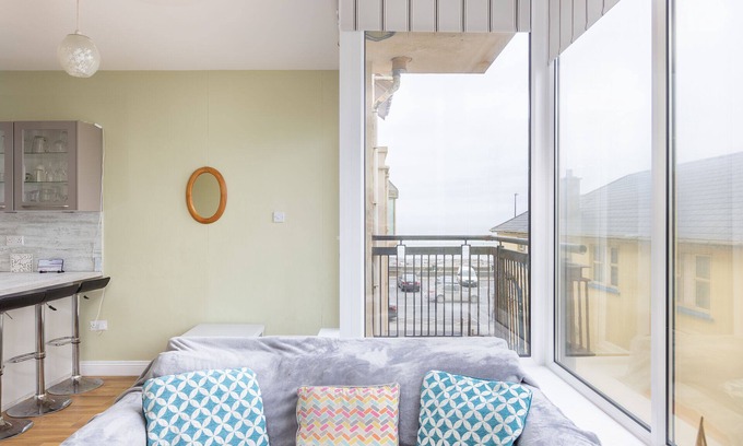Lahinch House | The Dell 06 - On Lahinch Promenade