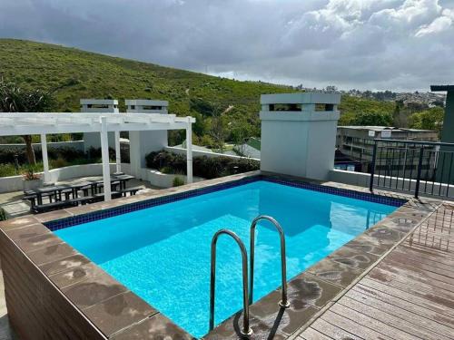 Stellenbosch Central Apartment | The Den at 41- Parking included
