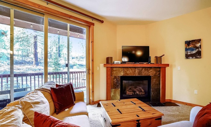 Truckee Condo | The Dolomite Getaway #6