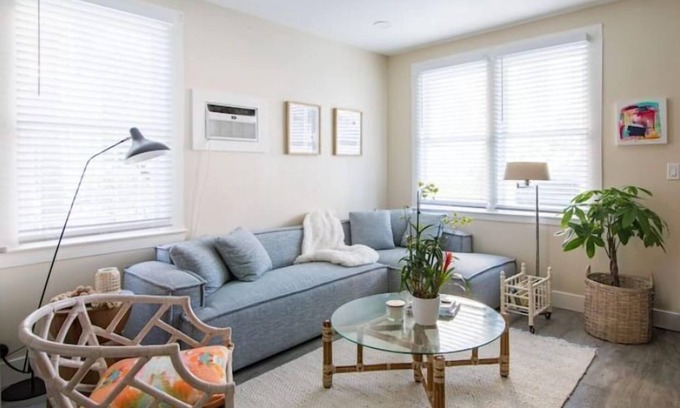 Downtown West Palm Beach Apartment | The Downtown Hibiscus House