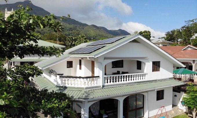 Bel Ombre Apartment | The Drake Seaside Apartment