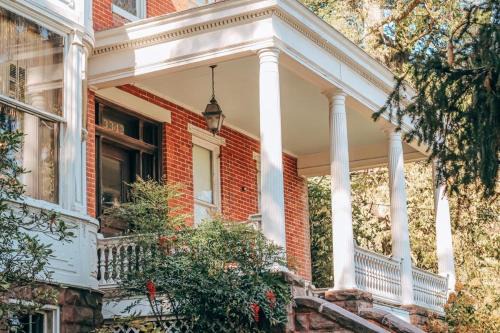 Emigsville Bed & Breakfast | The Emig Mansion