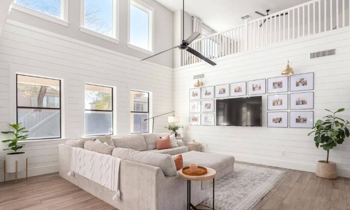 Power Ranch House | The Esplanade Experience | Pool | BBQ Grill| Modern | Cozy