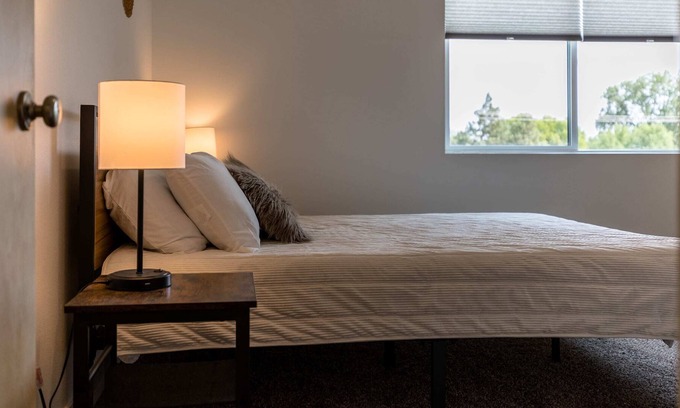 Sheridan Apartment | The Full Experience at Sheridan Sojourn