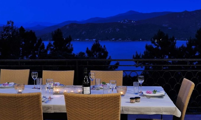 Verghia Villa | THE GENETS