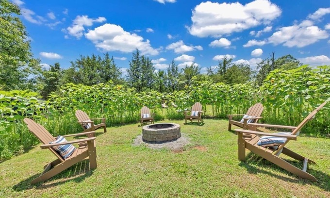 Scottsburg House | The Getaway at Kerr Lake - Bring your boat!