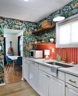 Westerville Villa | THE GOOD PLACE Uptown Westerville, Colorful & Cozy