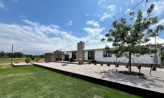 Castell House | The Good Time on the Llano River