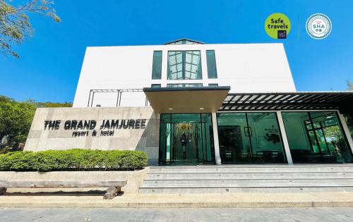 Lamphun Hotel | The Grand Jamjuree Resort Lamphun