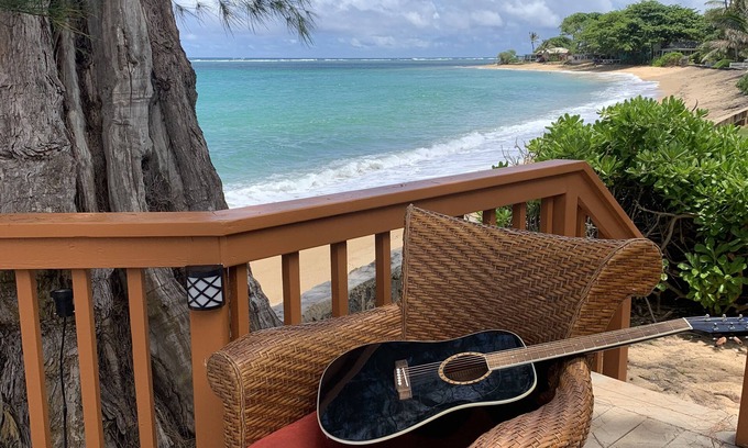 Hauula House | "The Happy Seal" Oceanfront House, watch seals sunbath from our deck while BBQ