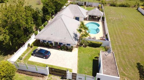Canaan Villa | The Heart Villa, Exquisite Pool to Relax & Unwind