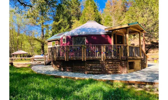 Days Creek House | THE HIPPIE SHACK YURT&Tiny house @ PACHAMAMA FARM
