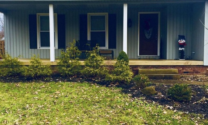 Boardman House | The Hitchcock House is an absolutely gorgeous 3 bedroom 2 story home!