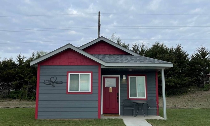 Trenton House | The Honeymoon Hideaway