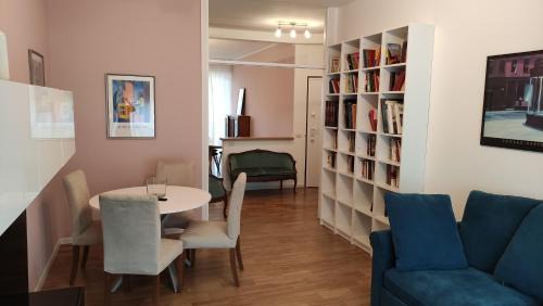 Washington Apartment | The House of Light