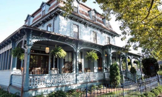 Cape May Bed & Breakfast | The Hugh Boutique B&B