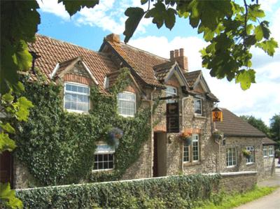Cameley Hotel | The Hunters Rest Inn