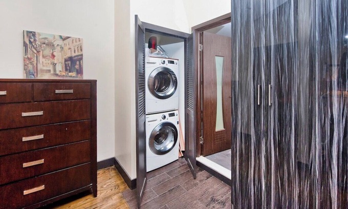 Rose Hill Apartment | The Ideal II Vibe 8558