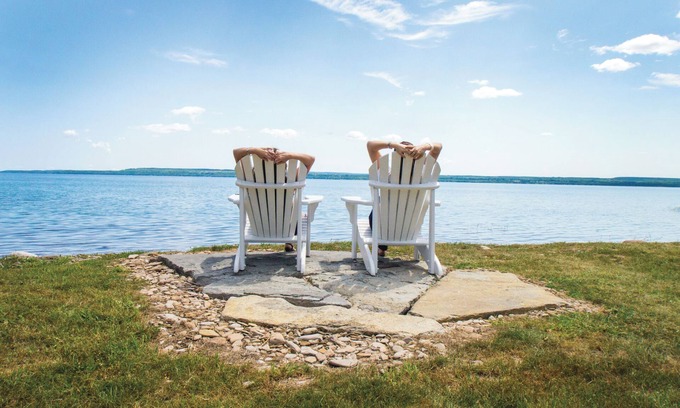 Kemble Bed & Breakfast | The Inn at Cobble Beach