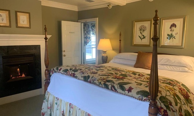 Manchester Center Bed & Breakfast | The INN at Ormsby Hill