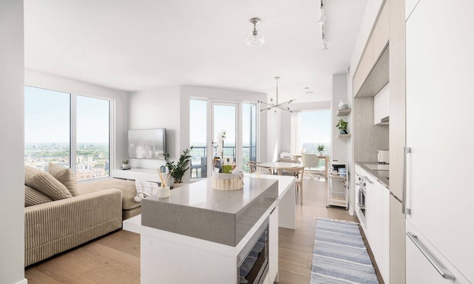 Montreal Condo | The Jamesn