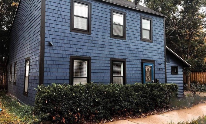 Fredericton House | The King's Tea- A historic yet modern home in the heart of downtown,