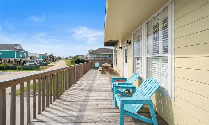 Isla Del Sol House | The Krusty Krab | Pet-friendly, Estuary Views