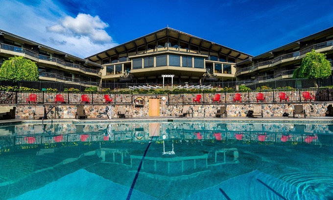 Bellaire Resort | The Lakeview Hotel, Shanty Creek Resort