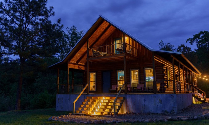 Murfreesboro Cabin | The Lazy Trout. Livin Lazy at the Little Missouri River