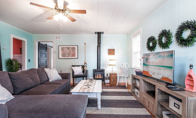 Sylvan Lake House | The Lighthouse-beach house perfect for gatherings