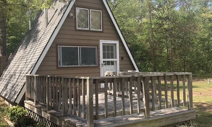 Wellston Cabin | The Little A frame