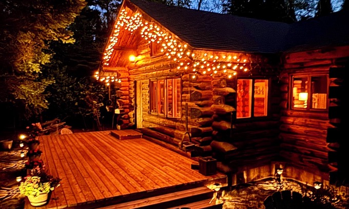 Victoria Beach Cabin | The Lodge at Victoria Beach - In the heart of the Victoria Beach Restricted Area