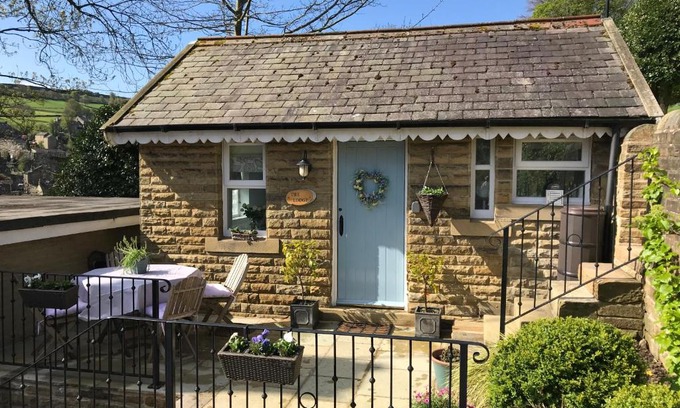 Holmfirth House | "The Lodge", Holmfirth