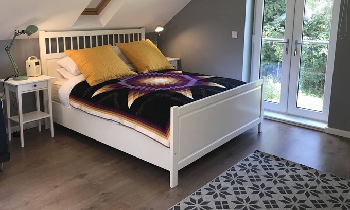 Kirkby Mallory Apartment | The Loft - a peaceful and modern space in rural Leicestershire