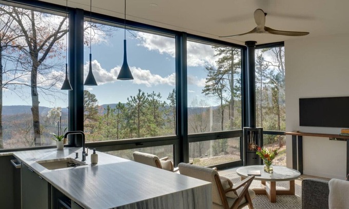 Mills River House | The Lower Dogwoods at Vineyard Gap