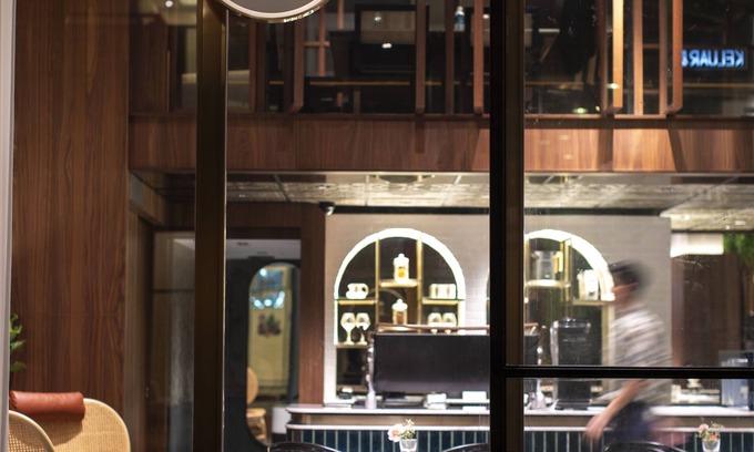 Downtown Kota Kinabalu Hotel | The LUMA Hotel - A Member of Design Hotels