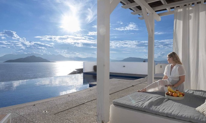 Kontos House | The Magnificent Villa Melandrina is an exceptional and rare jewel on Aegina isla