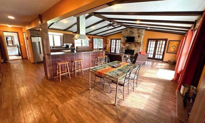 Austinburg House | The Main House at Rustic River