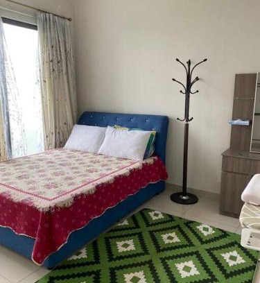 Seri Kembangan Apartment | The Makcik's @UNIV360 Serdang