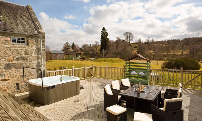 Nethy Bridge Cottage | The Maltings