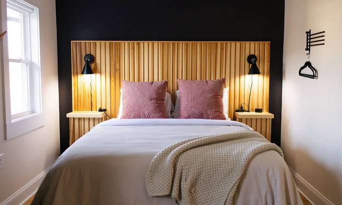 Chambersburg Apartment | The Mane & Co - No. 4
