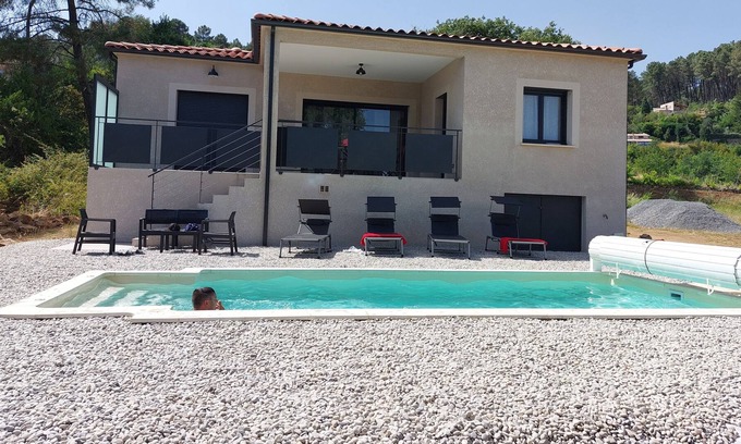 Saint-Paul-le-Jeune Villa | The Mas des Rousses in Ardeche