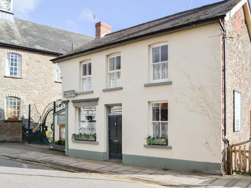 Talgarth House | The Mill House, The Square