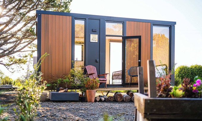 Rewa House | The Mini Mountain Hut 1 by Tiny Away