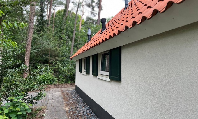 IJhorst Cottage | The Molehill - In the middle of the forest