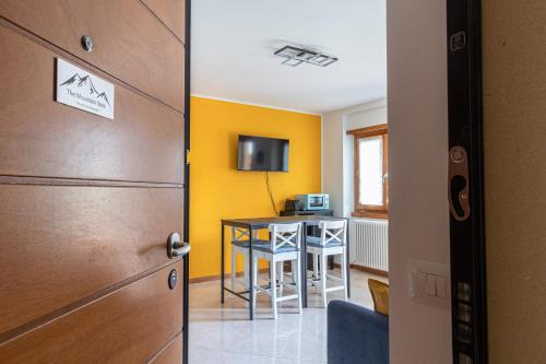Cassina Valsassina Apartment | The Mountain Nest